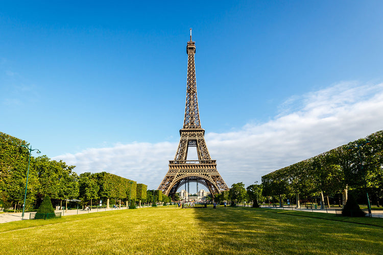 Fotobehang The Eiffel Tower In Paris