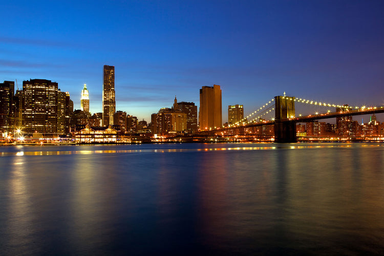 Fotobehang Skyline Manhattan In Sea Of Lights