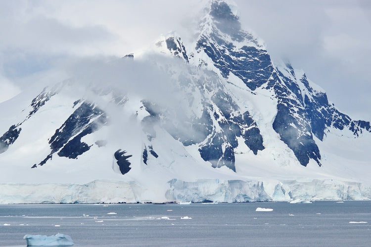 Fotobehang Gigantic Antarctic