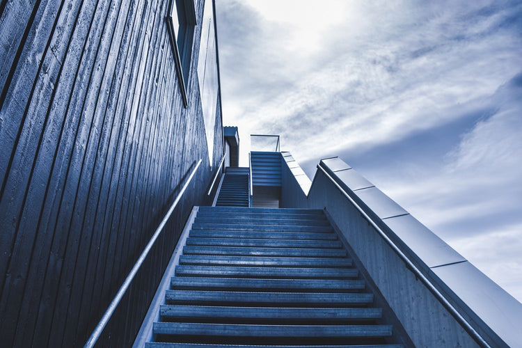 Fotobehang Steep stairs
